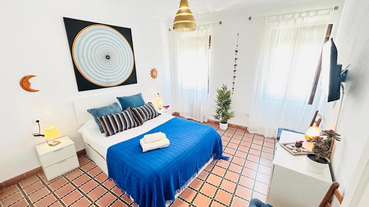 Cozy Town House With Terrace And Free Wifi Villa Ronda Exteriör bild