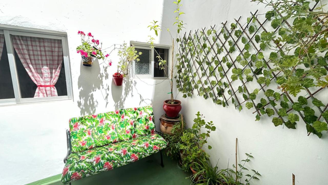 Cozy Town House With Terrace And Free Wifi Villa Ronda Exteriör bild